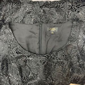 Tahari Black Women’s Scoop Neck Sleeveless Dress Sz 4 NWOT